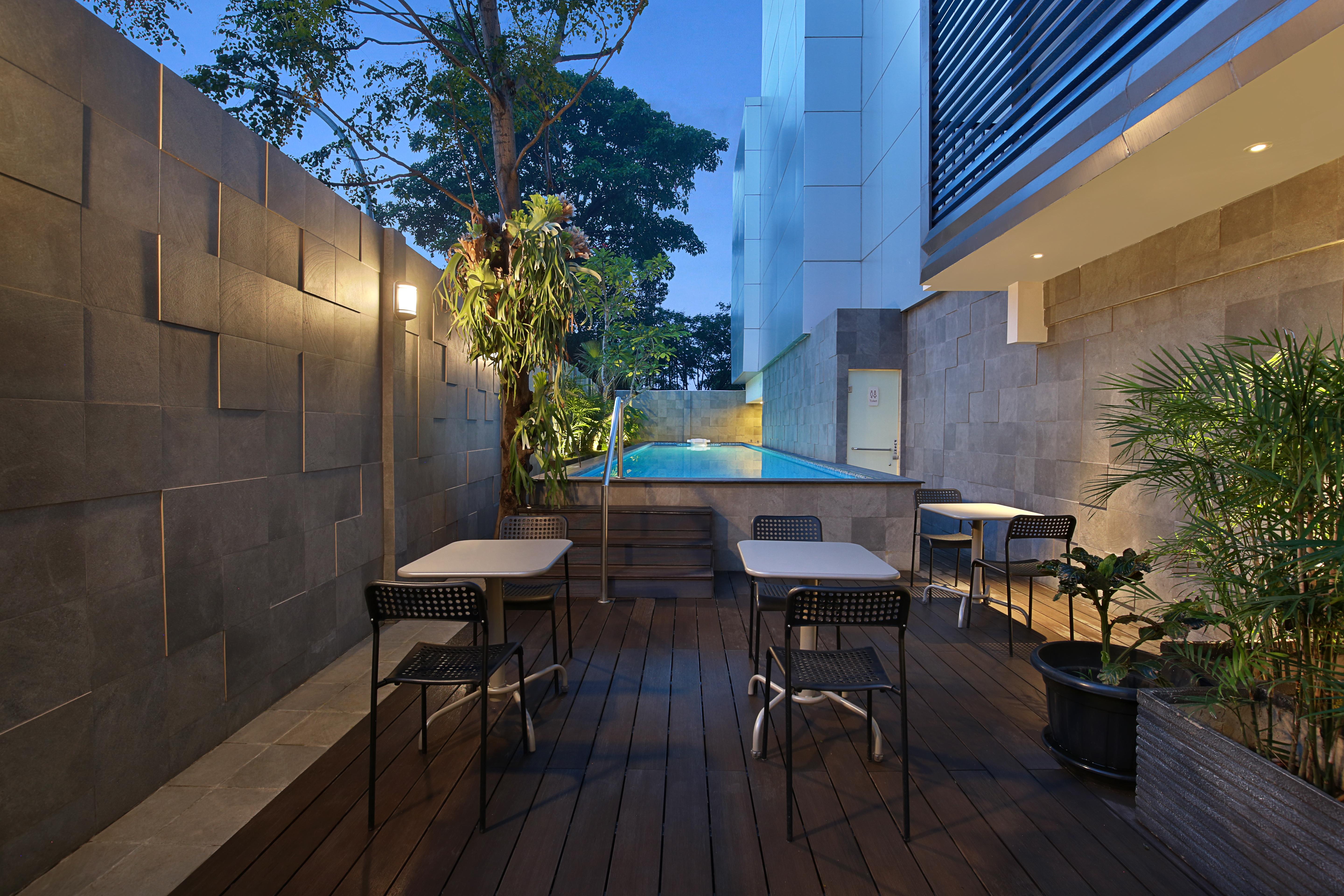 Swiss-Belinn Simatupang Jakarta Eksteriør bilde