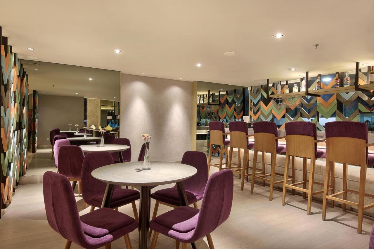 Swiss-Belinn Simatupang Jakarta Eksteriør bilde