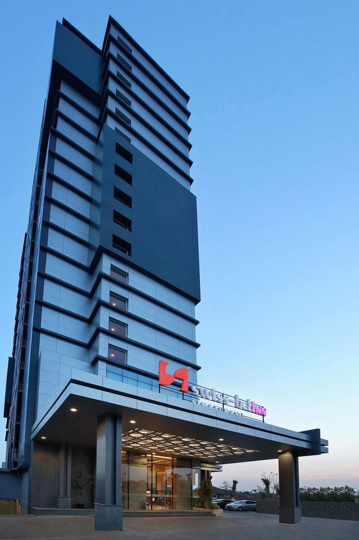 Swiss-Belinn Simatupang Jakarta Eksteriør bilde